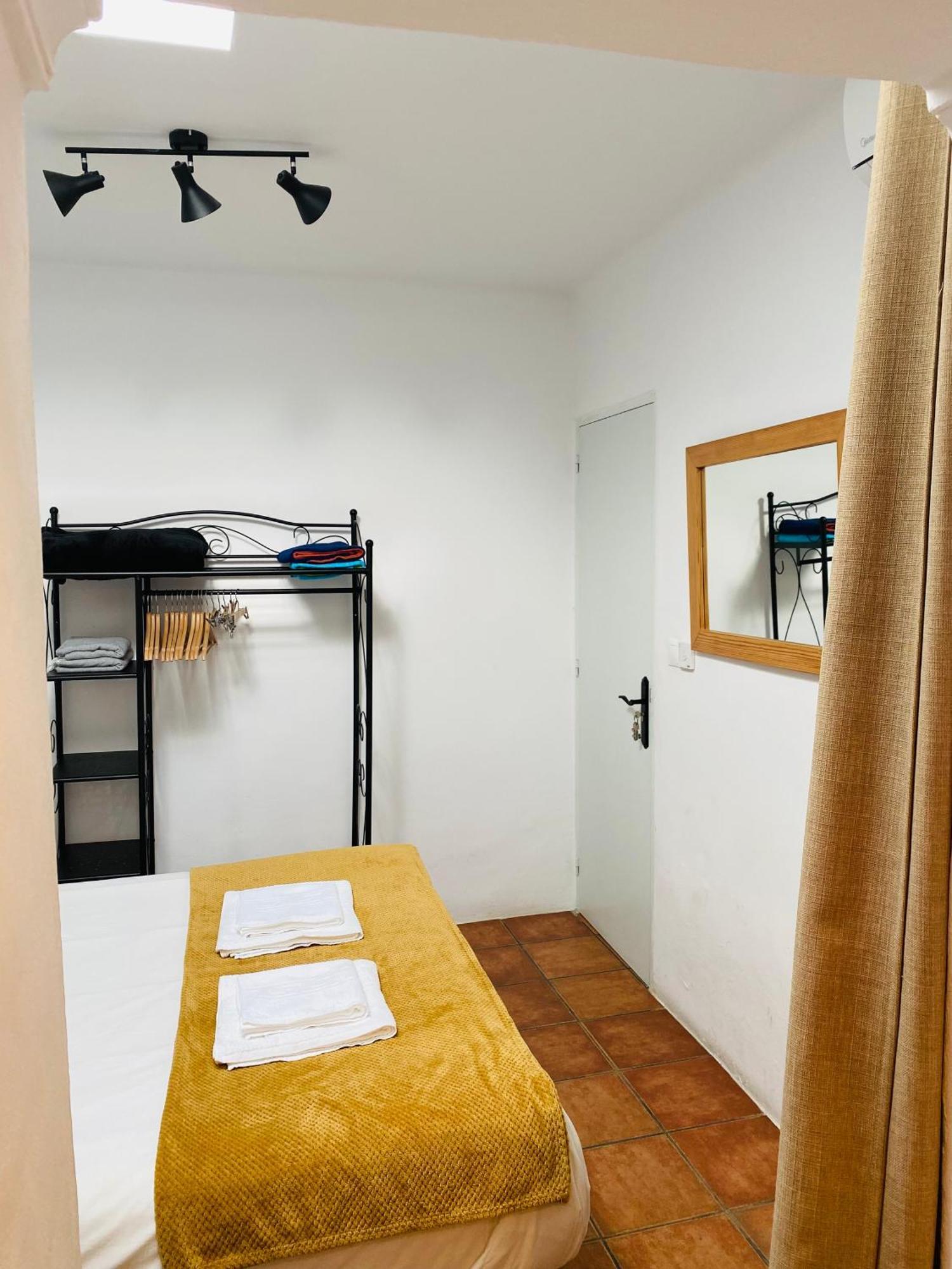 Room With Bathroom In Private House Casa Mar Торрокс-Коста Экстерьер фото